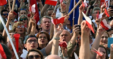 آلاف المتظاهرين فى بولندا رفضا لسياسة الحكومة
