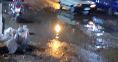 صحافة المواطن.. بالصور - مياه الصرف تغرق شارع الدقهلية بحى ثان الإسماعيلية
