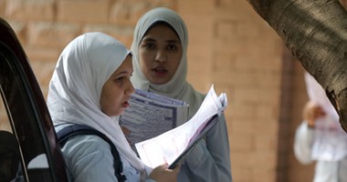 صفحات الغش تسرب امتحان الدين قبل انتهاء العربى بالثانوية وترفض نشر الإجابة