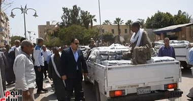 60 سيارة نقل محملة بالسلع الغذائية المدعمة تجوب مراكز محافظة الفيوم
