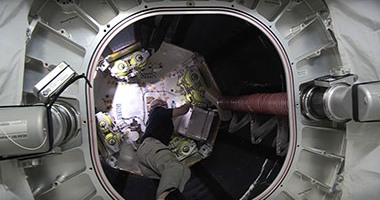 بالفيديو.. رواد الفضاء يختبرون مساكن فضائية جديدة لأول مرة