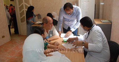 قافلة طبية توقع الكشف الطبي علي 396 مريض بوسط سيناء