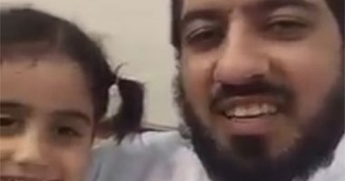 سعودى ينشر فيديو مع أطفاله من 4 زوجات من بلدان مختلفة.. المصرية أبرزهن
