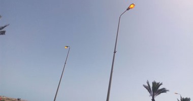 كهرباء شمال القاهرة ترد على شكوى إضاءة الأعمدة نهاراً بميدان الظاهر بيبرس