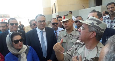 نائب وزير الإسكان يتفقد 3 مناطق عشوائية بالإسكندرية تمهيدا لنقل الأهالى