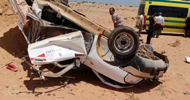 إصابة شخص نتيجة انقلاب سيارة ملاكى فى الشيخ زايد
