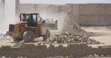 تنفيذ 230 قرار إزالة من 130 فدانا مملوكة للدولة بقنا