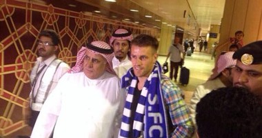 الهلال السعودى يقاضى "بينتللى" بعد انتقاله لنادٍ إسرائيلى