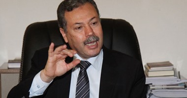 وزير التعليم للطلاب المتظاهرين:"اللى مش عاجبه قرار الـ10 درجات يحول منازل"