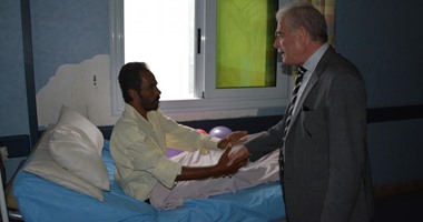 بالصور.. محافظ جنوب سيناء يتفقد المستشفى العام والأكمنة بطور سيناء