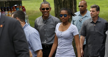 أوباما فى سنترال بارك: رجل وابنتاه وكوكبة من رجال الأمن