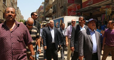 نائب محافظ القاهرة يكلف رؤساء الأحياء بحصر أعداد البالوعات منزوعة الغطاء