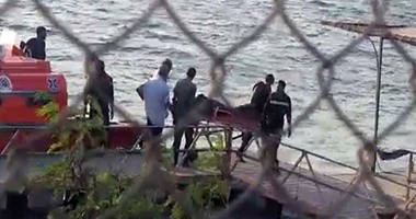 بالفيديو.. انتشال جثة جديدة من ضحايا المركب المنكوب بالوراق