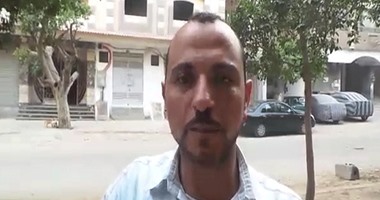 بالفيديو.. المواطن الشحات صلاح للسيسى: "عايز أتعين فى جهة حكومية"