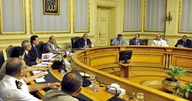 موجز أخبار مصر للساعة1.. الرئيس يقبل استقالة حكومة محلب