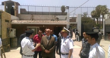 مدير أمن القاهرة يتفقد تأمين مدارس الثانوية ويطالب بمنع التكدسات المرورية