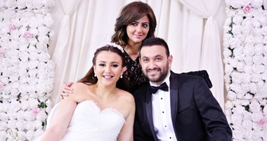 بالصور.. زفاف المطرب كريم محسن وهالة دعبس بحضور نجوم الغناء