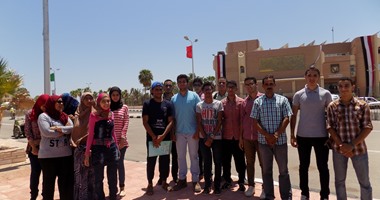 وقفة احتجاجية لطلاب الثانوية العامة بجنوب سيناء رفضاً للتوزيع الجغرافى