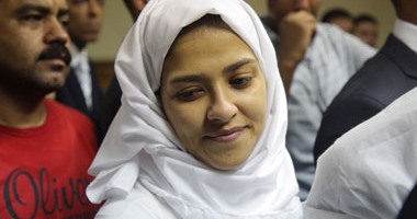 محامى شاكيرا ينسحب قبل جلسة الاستئناف على حكم حبسها غدًا