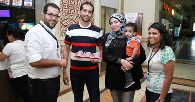 الستات يدعمون أول عيد للأب فى مصر.. كل سنة وكل أب طيب