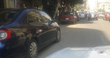 "واتس آب اليوم السابع": وقوف مخالف للسيارات بمنطقة وسط البلد