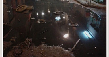 "واتس آب اليوم السابع":مياه الصرف الصحى تغرق منازل بالأميرية