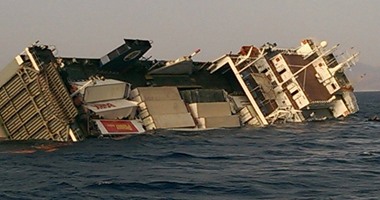 وقفة للعاملين بالشركة المصرية للملاحة البحرية تنديدا بغرق السفينة طابا