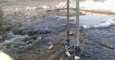 صحافة المواطن: قرية "كوم أبو راضى" فى بنى سويف تغرق فى مياه المجارى