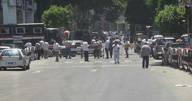 الأمن يغلق شارع حسين حجازى لمنع قدامى الخريجين التربويين من التظاهر