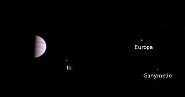 ناسا تنشر أول صورة تلتقطها مركبة الفضاء "جونو" للمشترى