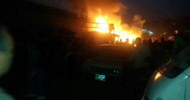 مصرع وإصابة شخصين ونفوق 15 رأس ماشية فى حريق بمنزلين بأسيوط