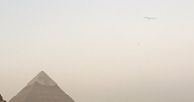 ننشر أول صورة للطائرة " سولار امبالس2" فوق أهرامات الجيزة