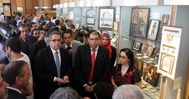وزير الآثار يفتتح معرضى برديات خوفو والمستنسخات الأثرية بالمتحف المصرى