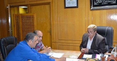 محافظ الإسماعيلية يناقش معوقات المجمع الاستثمارى مع رئيس الهيئة العام للاستثمار