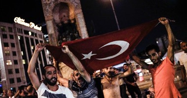 عاجل.. تركيا تعتقل 10 أعضاء بالمحكمة الإدارية وتبحث عن 140 بـ"النقض"