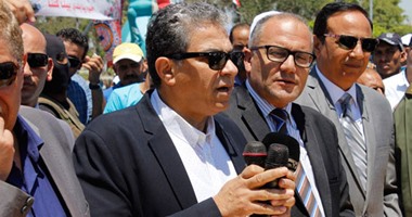 وزير البيئة: حل أزمة تراكمات القمامة بشوارع الإسكندرية خلال 4 أشهر