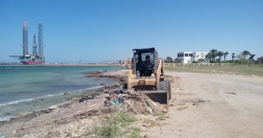 بالصور..رئيس مدينة طور سيناء: إنشاء شاطئ خلال حملة "حلوة يابلدى" 