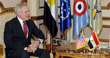 سفارة واشنطن: قائد القوات البحرية الأمريكية يزور القاهرة لبحث التعاون 