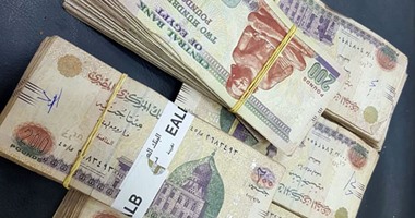 لصوص البنوك يسرقون 100 ألف جنيه من تاجر فور خروجه من البنك بقنا 