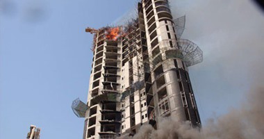 بالفيديو.. حريق هائل فى مبنيين أحدهما 18 طابقا بالكويت وإصابة 12من رجال الإطفاء