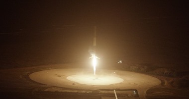 صاروخ "فالكون 9" ينجح فى الهبوط على الأرض عائدا من محطة الفضاء الدولية