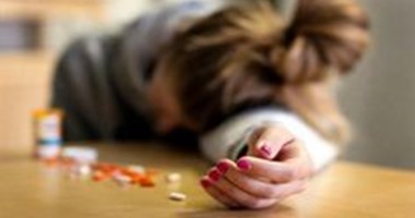انتحار فتاة بتناول أقراص مخدرة بسبب فسخ خطوبتها