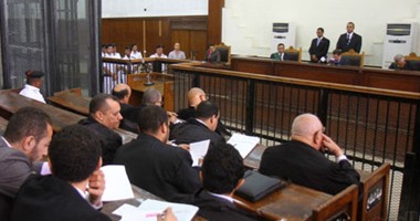 تأجيل محاكمة محمد بديع و12 آخرين بـ"أحداث مكتب الإرشاد" لـ5 يوليو الجارى