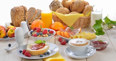 "امشى عكس الشائع".. لإنقاص الوزن تناول وجبة الإفطار يقلل الوزن ويحرق الدهون