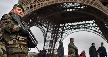 الشرطة الفرنسية تعتقل مراهقين على خلفية بلاغ كاذب باحتجاز رهائن فى باريس