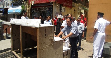 القاهرة: إغلاق مطعم مخالف بروض الفرج وحملات لرفع إشغالات الزاوية الحمراء