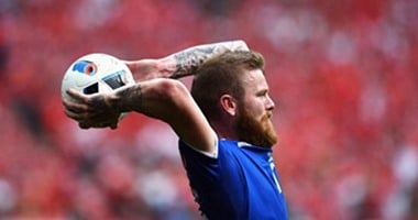 يورو 2016.. لاعب أيسلندا يتحدث عن أحدث طريقة فى العالم لتسجيل الأهداف