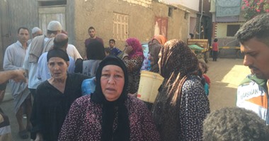 سكان شارع طه حسين بعين شمس يشكون انقطاع مياه الشرب لفترة طويلة