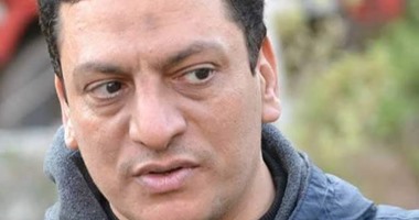 أيتن عامر وإيمى تنعيان المخرج المسرحى أحمد الشرقاوى بعد وفاته فجر اليوم