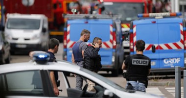 فرنسا تضع شخصين قيد تحقيق رسمى بتهمة التخطيط لهجمات